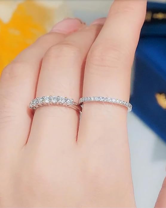Moissanite Wedding Band Wedding Rings for Women D Color VVS1 Clarity, 925 Sterling Silver with 18K White Gold Plated Engagement Ring Anniversary Band Ideal Gift for Women Size 5~10