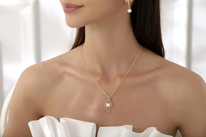 CHAULRI 9-10mm Genuine Freshwater Cultured Pearl Pendant Necklace w/Adjustable Chain - Jewelry Gifts for Women