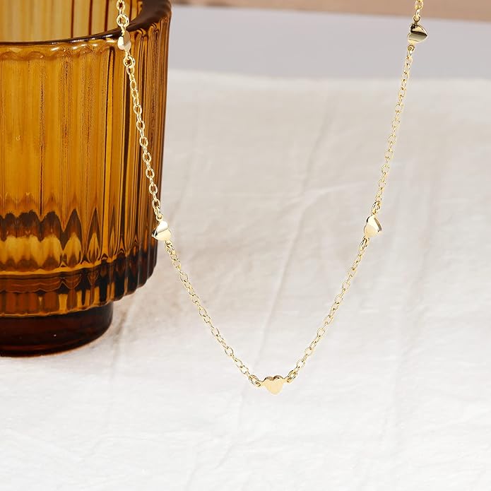 Foxgirl Gold Heart Necklaces for Women 14k Gold Plated Pendant Necklace Simple Cute Necklaces for Women Dainty Layered Choker Necklaces for Women Gold Jewelry for Teen Girls