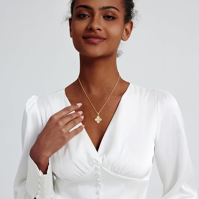 Zeffy Gold Pearl Necklace for Women, Dainty 14K Gold/Silve Plated Layered Pearl Choker Pearl Earrings Pearl Bracelets Wedding Trendy Gold Jewelry Set for Women Gifts