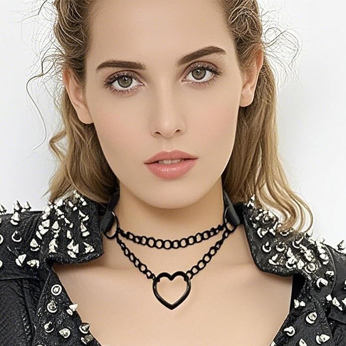 Love Heart Choker Collar Necklace, Adjustable Leather Punk PU Necklace Goth Choker Soft Collar Chain for Women