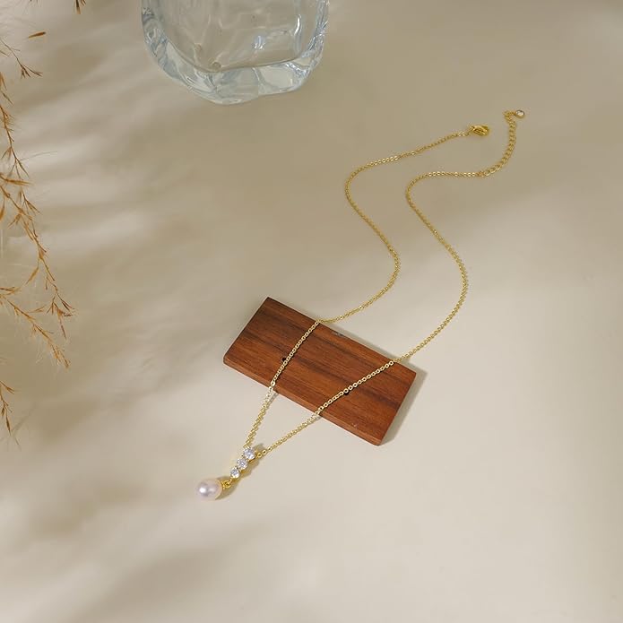 Pearl Necklace for Women Trendy,14k Gold Plated Necklace Dainty Wedding Necklace Small Cute Choker Necklace Beaded Lariat Drop Necklace Vintage Waterproof Jewelry for Women Gold Jewelry Fashion Gifts