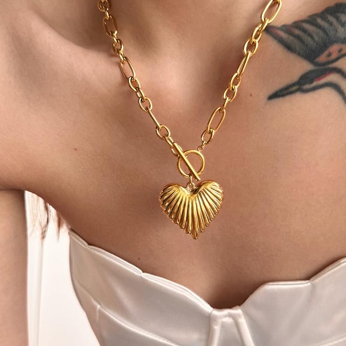 Chunky Gold Heart Necklace for Women,18K Gold Plated Puffy Heart Pendant with Paperclip Chain,Stainless Steel Statement Jewelry Waterproof Jewelry Gift for Chrismas