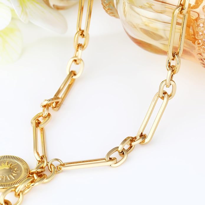 Chunky Gold Necklace for Women, 18K Waterproof Heart Necklace Statement Necklace Gold Charm Necklace Chunky Jewelry Paperclip Chain Choker Gift for Women
