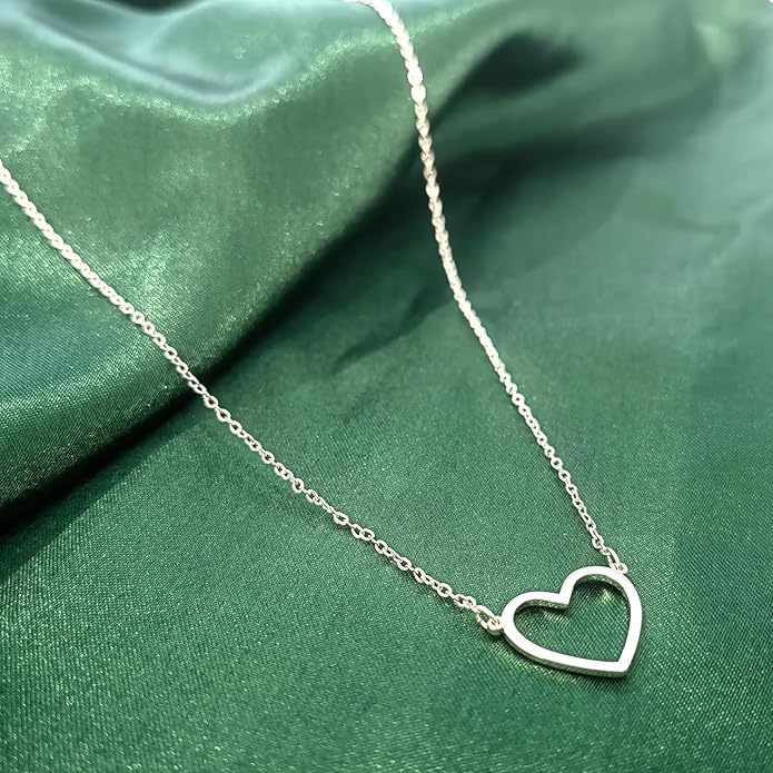 Zeffy Cute Heart Necklace 18k Gold/Silver Plated Tiny Heart Pendant Choker Necklaces Gold Love Heart Chain Necklace for Women Dainty Gold Jewelry Valentines Day Gifts for Women Girls Teen Girls