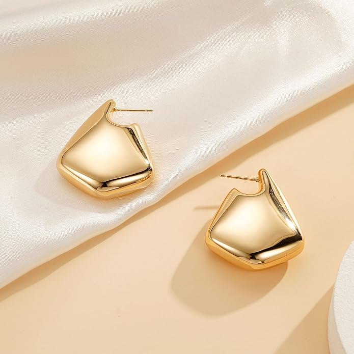8YEARS Chunky Gold Hoop Earring for Women, 18K Gold Plated Lightweight Thick Hoops, Hypoallergenic Trendy Jewelry for Gift