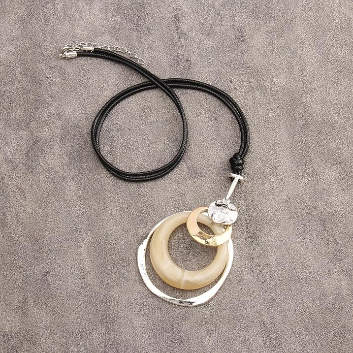 Boho Necklaces for Women Chunky Circle Necklace Layered Boho Circle Leather Choker Necklace Long Vintage Necklaces Bohemian Jewlery Gifts