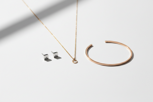 💎 Jewelry Gifts for Minimalists