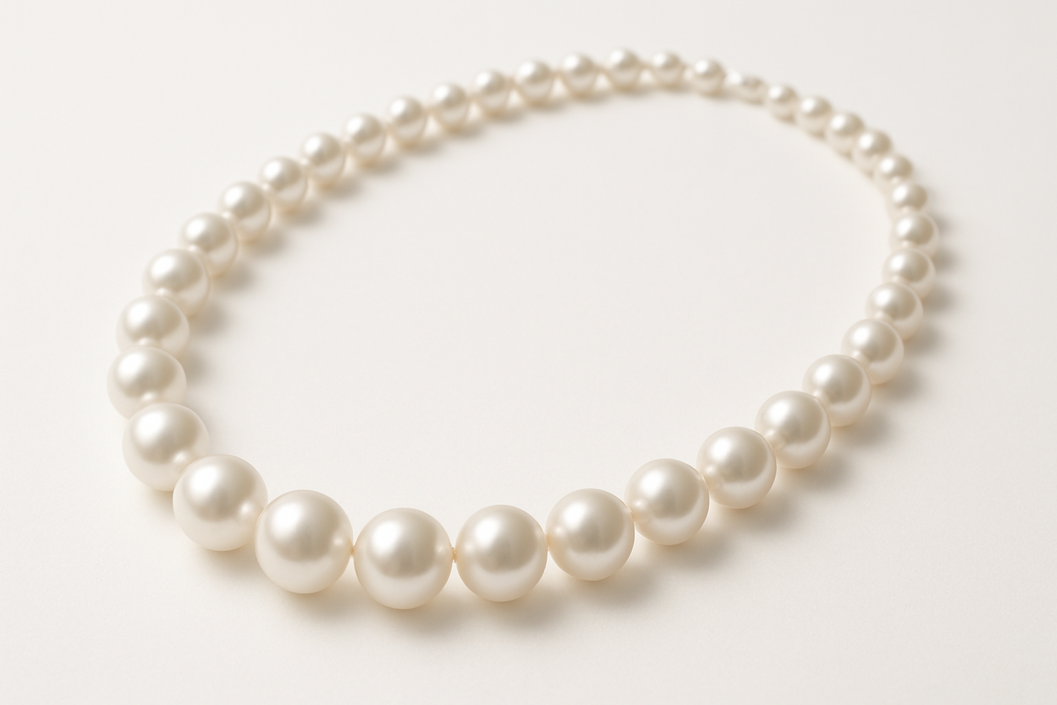 Collars & Strand Necklace