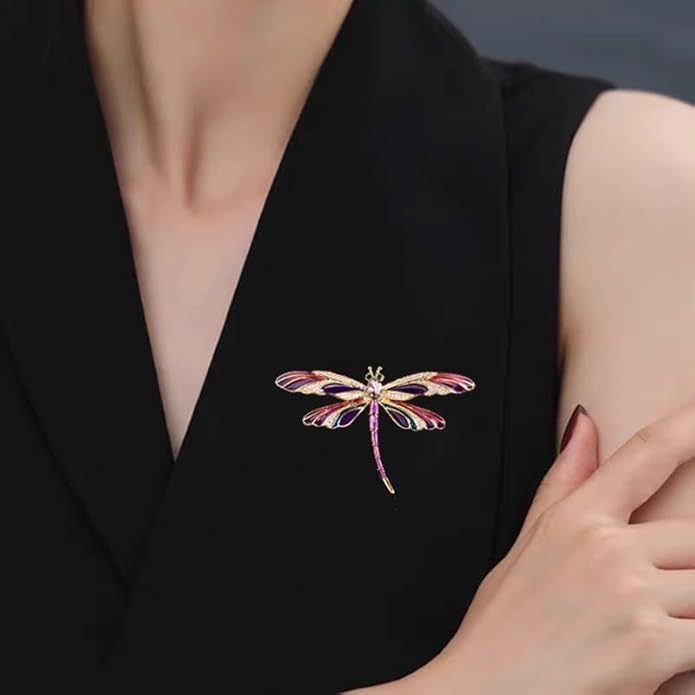 14K Gold Dynamic Dragonfly Brooch with Moissanite Wing Design, A Day-to-Night Transition Accessory, Suitable for Office and Dinner Parties