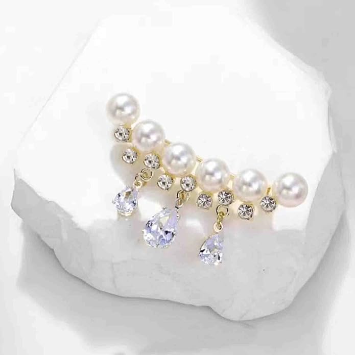 Crystal Pearl Flower Brooches Pins Fashion Beautiful Created Rhinestone Floral Brooch Good Idea for Party Dance Wedding Banquet for Elegant Women Girl