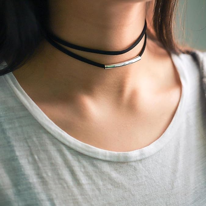 Black Choker Necklaces for Women 90s Red Black Velvet Choker Necklace Thick Thin Chocker Tube Heart Circle Choker Necklace Lace Tatto Collar Necklace Goth Choker Jewelry