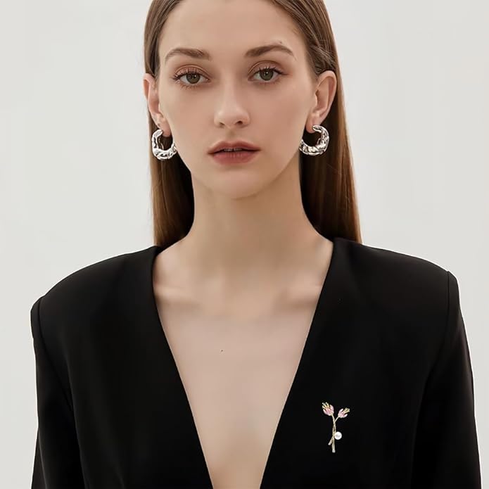 Flower Brooch for Women Girls Flower Rhinestone Brooch Gold Plated Lapel Pin Clothing Accessory Wedding Gift Fashion Jewelry for Mom Wife