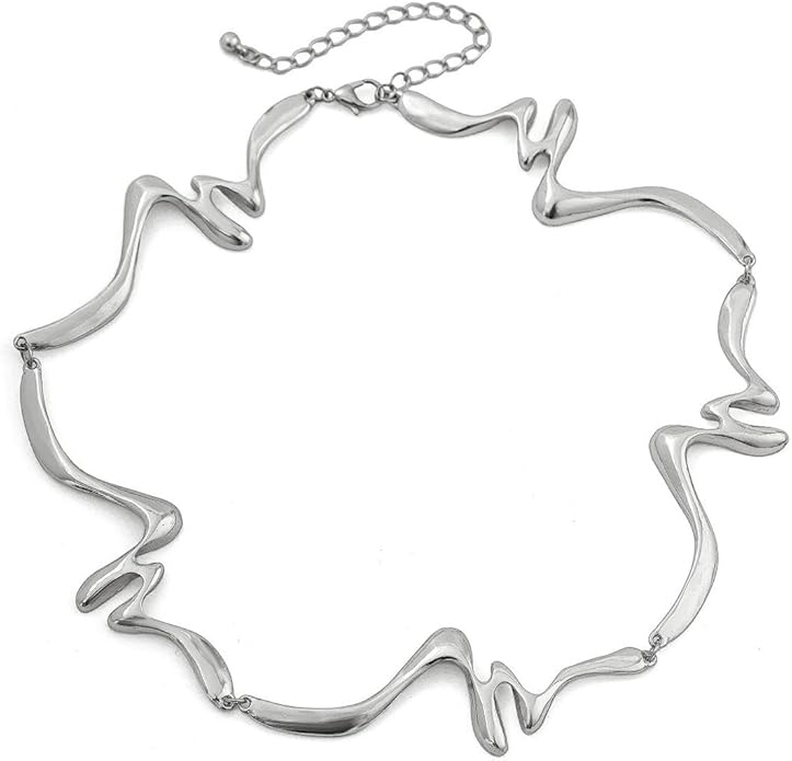 Gold Collar Necklace for Women Trendy African Jewelry Minimalist Statement Choker Metal Jewelry Gifts for Parties, Evenings, and Everyday Wear