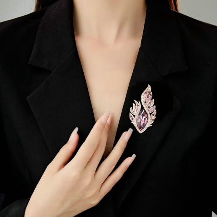 14K Gold Vintage Crystal Feather Brooch, Moissanite Detailing, Chic Statement Pin for Coats and Fashion Ensembles