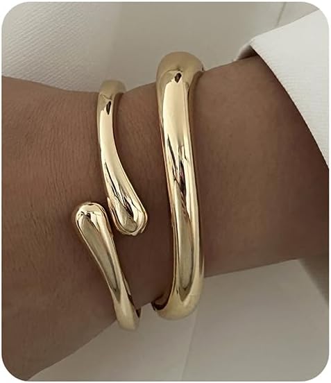 Rainhonor Chunky Gold Bangles Bracelets for Women Gold Cuff Bracelet Set Waterproof Non Tarnish Stack Bracelet for Women Gifts