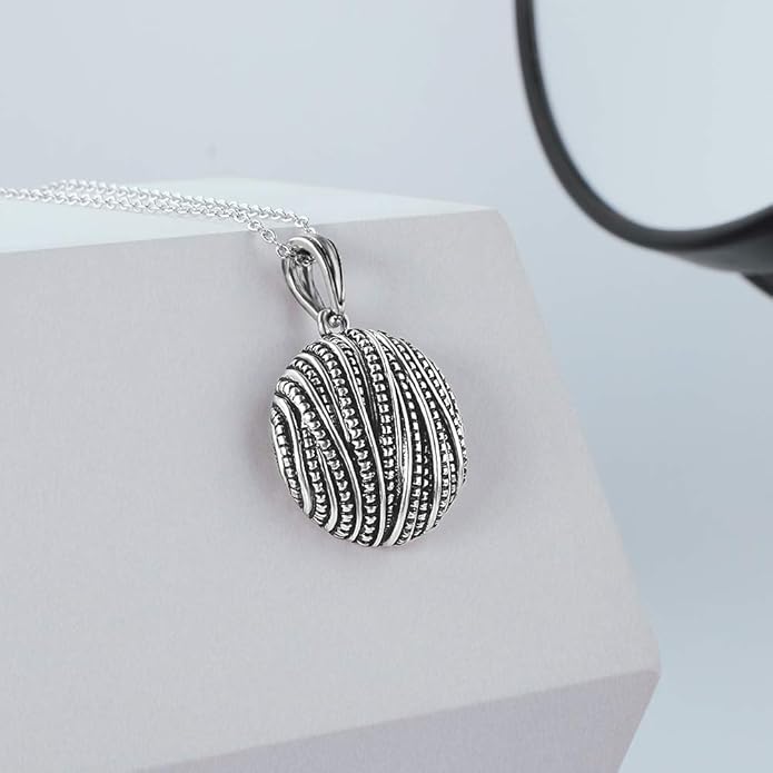 Mytys Coin Pendant Necklace for Women 18K Gold and Silver Intertwined Crossover Pendant Two Tone Necklaces Christmas Jewelry Gift