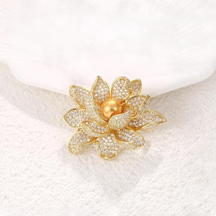 Flower Brooch for Women Girls Flower Rhinestone Brooch Gold Plated Lapel Pin Clothing Accessory Wedding Gift Fashion Jewelry for Mom Wife