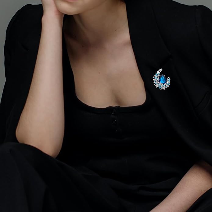 Soumimi Rhinestone Brooch Pin Crystal Brooches for Women Lapel Pin Dress Accessories Birthday Christmas Gift for Wife Mom
