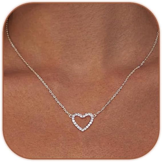 Cute Heart Necklace Dainty 18k Gold Plated Tiny Heart Pendant Choker Necklaces Small Gold Love Open Heart Chain Necklace for Women Simple Gold Necklace for Women Trendy Jewelry