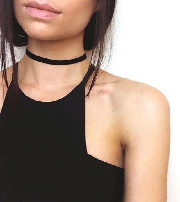 Black Choker Necklaces for Women 90s Red Black Velvet Choker Necklace Thick Thin Chocker Tube Heart Circle Choker Necklace Lace Tatto Collar Necklace Goth Choker Jewelry