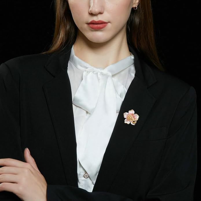 14K Gold High-End Suit Coat Pin, Unique Design Little Bee Flower Gold Brooch Pin for Women, Vintage Brooch