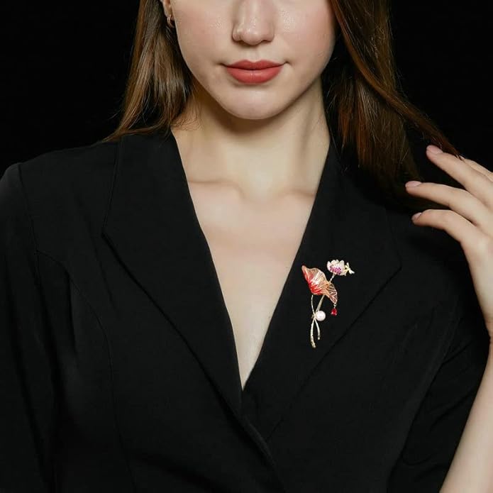 14K Gold Lotus Leaf Brooch with Sparkling Moissanite & Pearl, Elegant Flower Design - Unique Jewelry Gift for All Occasions