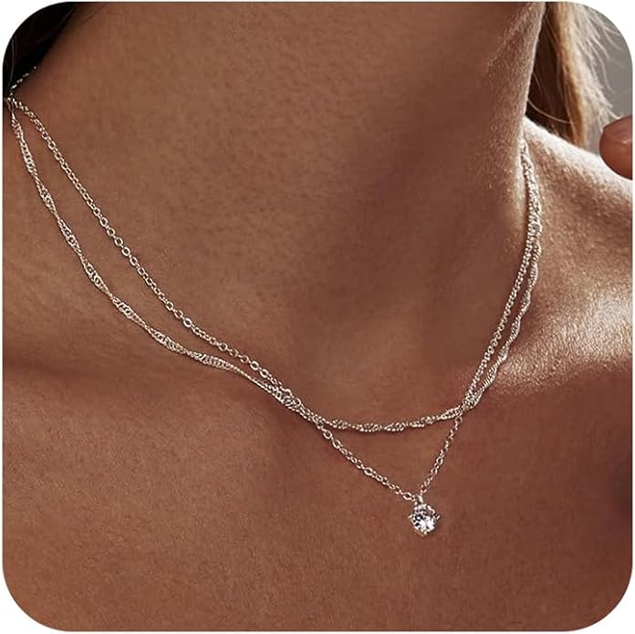 Diamond Pendant Necklace for Women, Dainty Gold Necklace 18k Gold Plated Paperclip Choker Necklaces Cute Open Oval Necklaces Simple Gold Necklace Jewelry Gifts for Women Trendy