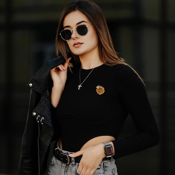 Flower Brooch for Women Girls Flower Rhinestone Brooch Gold Plated Lapel Pin Clothing Accessory Wedding Gift Fashion Jewelry for Mom Wife