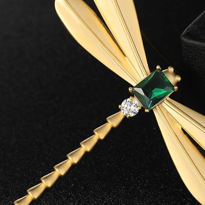 18K Gold Brooch Rhinestone Animal Brooch Pin Elegant Lapel Pin Wedding Jewelry Christmas Gift Dress Accessories for Women