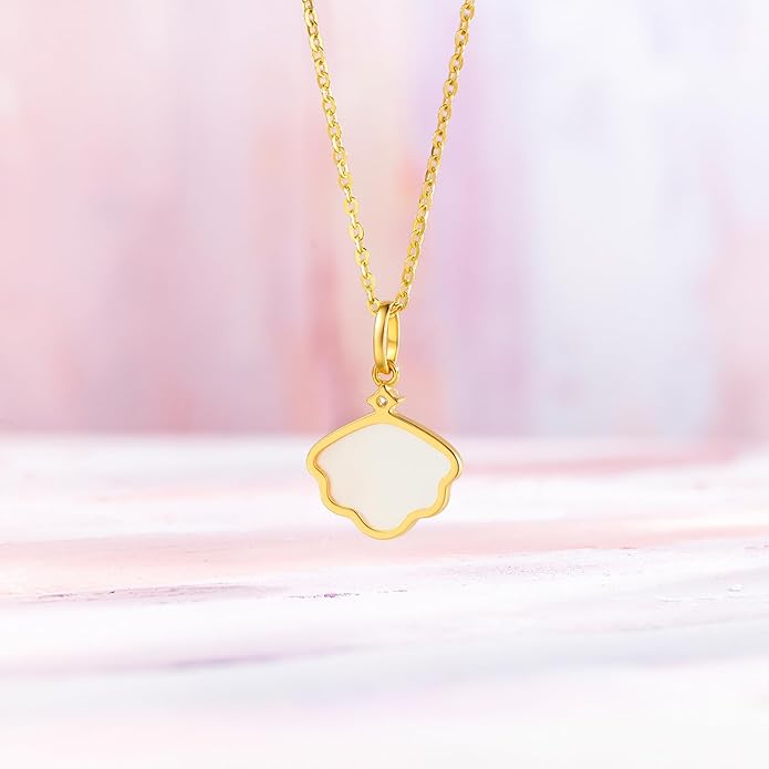 ZHOU LIU FU 750 Gold Shell Pendant with Mother of Pearl and Diamond Pendants Elegant White Jewelry for Women Mother's Day (Not Include Necklace) J0411915