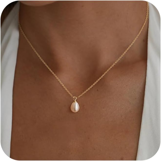 Charm Necklaces for Women,14k Gold Plated Waterproof Dainty Choker Necklace Summer Seashell Pearl Beach Cute Necklaces Set Fashion Jewelry Gift