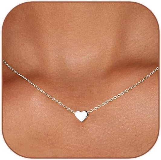 Cute Heart Necklace Dainty 18k Gold Plated Tiny Heart Pendant Choker Necklaces Small Gold Love Open Heart Chain Necklace for Women Simple Gold Necklace for Women Trendy Jewelry