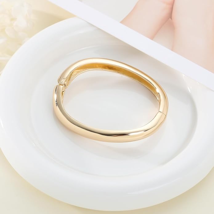 Rainhonor Chunky Gold Bangles Bracelets for Women Gold Cuff Bracelet Set Waterproof Non Tarnish Stack Bracelet for Women Gifts
