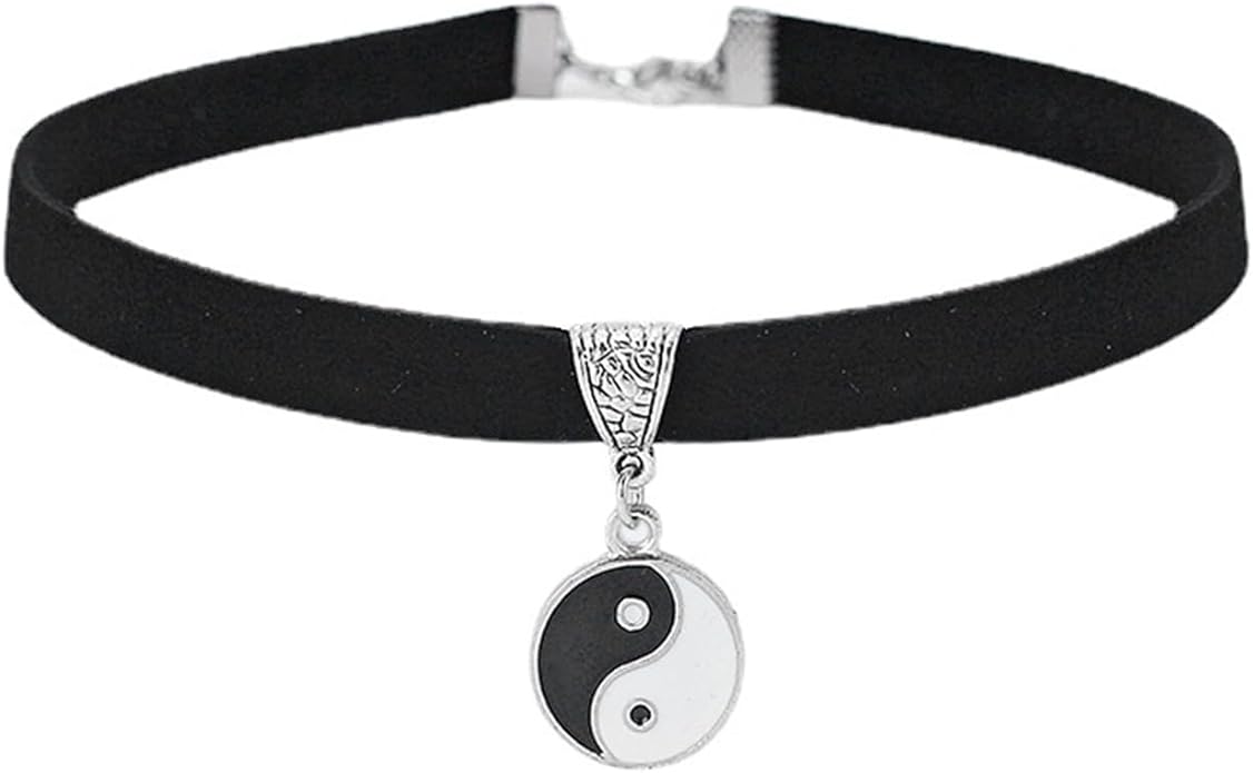 Choker Necklaces for Women Black Leather Collar Necklace Neckband for Halloween Back to School Graduation Cosplay