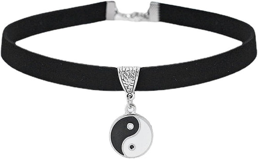 Choker Necklaces for Women Black Leather Collar Necklace Neckband for Halloween Back to School Graduation Cosplay