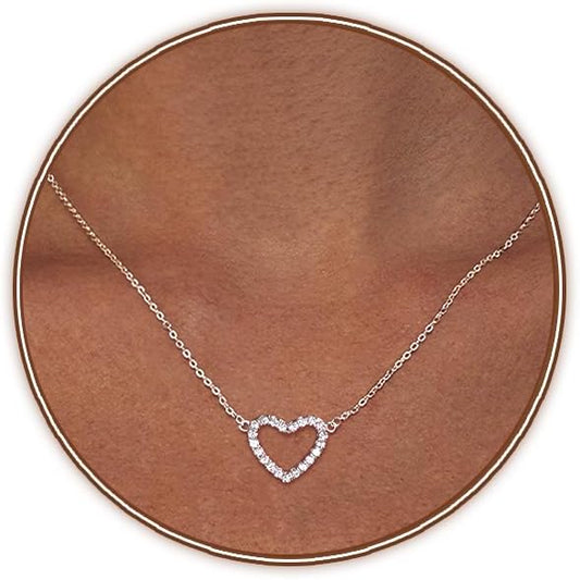 Zeffy Cute Heart Necklace 18k Gold/Silver Plated Tiny Heart Pendant Choker Necklaces Gold Love Heart Chain Necklace for Women Dainty Gold Jewelry Valentines Day Gifts for Women Girls Teen Girls