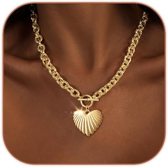 Cute Heart Necklace Dainty 18k Gold Plated Tiny Heart Pendant Choker Necklaces Small Gold Love Open Heart Chain Necklace for Women Simple Gold Necklace for Women Trendy Jewelry