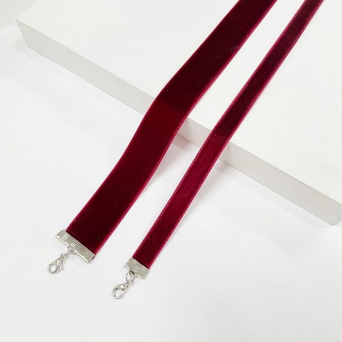 Black Choker Necklaces for Women 90s Red Black Velvet Choker Necklace Thick Thin Chocker Tube Heart Circle Choker Necklace Lace Tatto Collar Necklace Goth Choker Jewelry