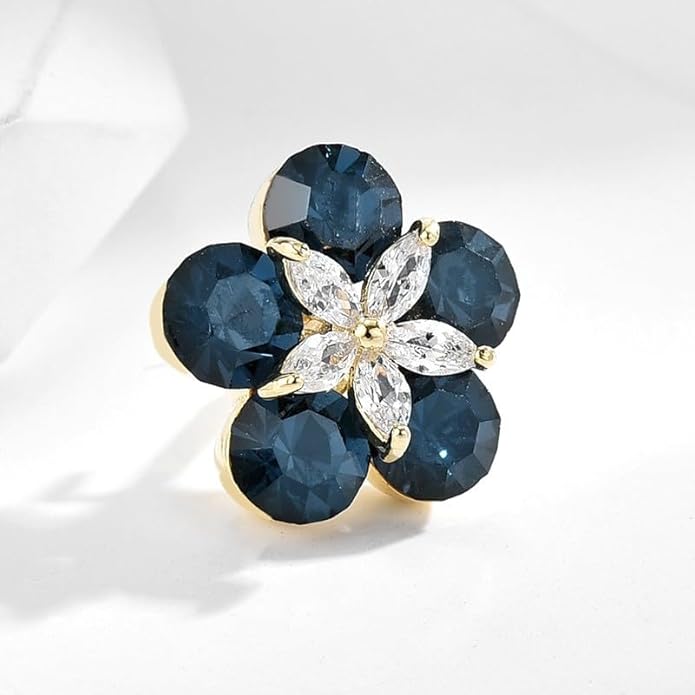 Flower Brooch for Women Girls Flower Rhinestone Brooch Gold Plated Lapel Pin Clothing Accessory Wedding Gift Fashion Jewelry for Mom Wife