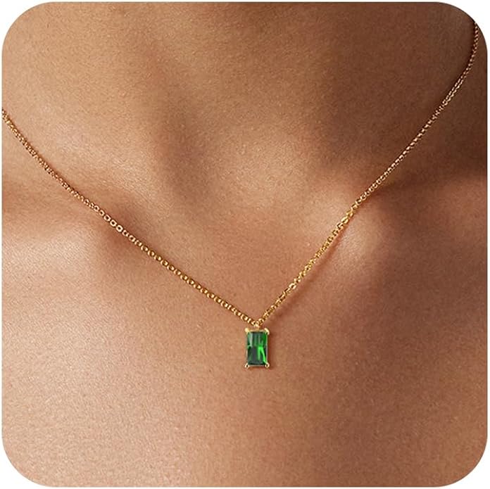 Diamond Pendant Necklace for Women, Dainty Gold Necklace 18k Gold Plated Paperclip Choker Necklaces Cute Open Oval Necklaces Simple Gold Necklace Jewelry Gifts for Women Trendy