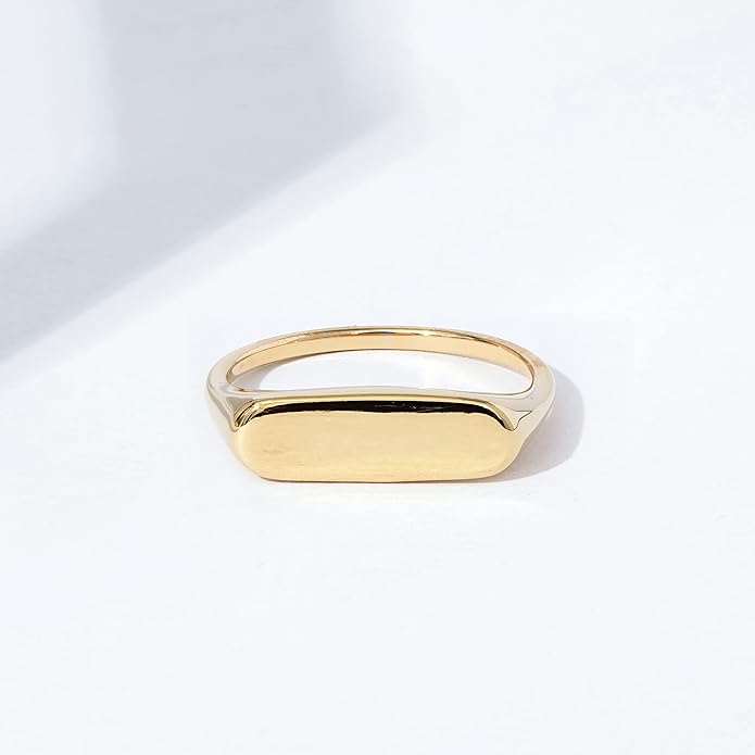 Amazon Essentials 14K Plated Sterling Silver Round Signet Ring