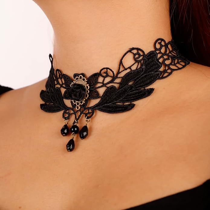 Missgrace Punk Dainty Black Flower Crystals Choker Necklace Boho Simple Short Lace Necklaces Fashion Rhinestones Chokers Vintage Necklace Black Chain for Women