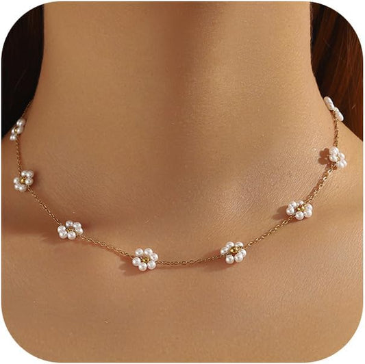 Daisy Pearl Necklaces for Women, Gold Plated Stainless Steel Handmade Flower Choker Jewelry Women Gifts