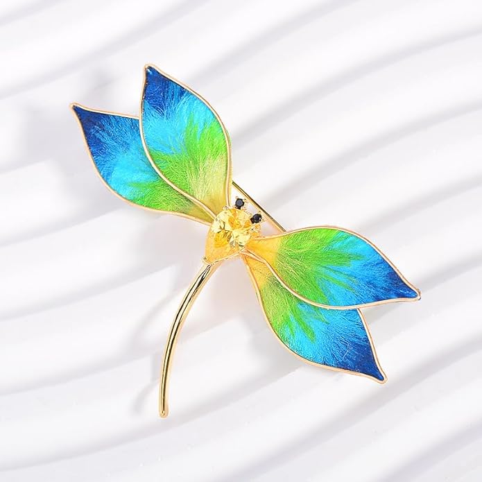 14K Gold Dynamic Dragonfly Brooch with Moissanite Wing Design, A Day-to-Night Transition Accessory, Suitable for Office and Dinner Parties