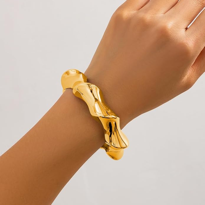 jokcde Chunky Gold/Silver Gold Cuff Bangle Bracelets for Women Trendy Hinged Cuff Open Wide Chunky Gold Bracelet Minimalist Bangle Jewelry Gift