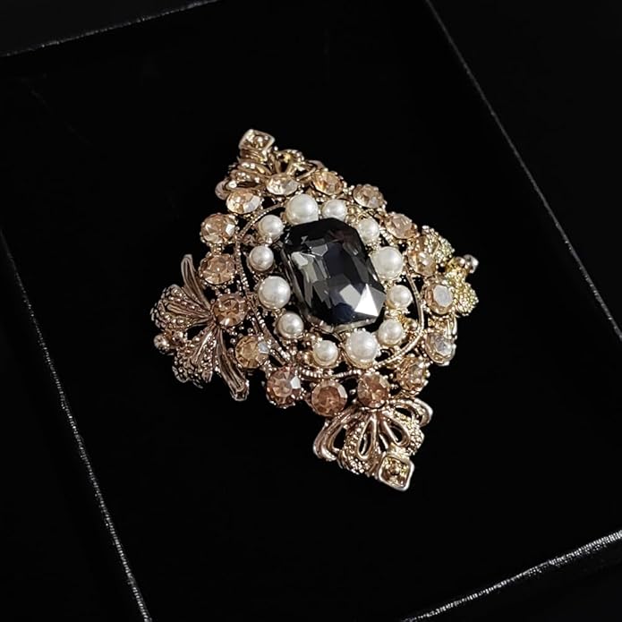 Vintage Brooch Pin for Women Girls Baroque Retro Gold Cross Brooch Accessories Elegant Austrian Crystal Rhinestone Brooch Pin Dress Coat Sweater Suit Party Wedding Gifts Victorian Bridal Jewelry