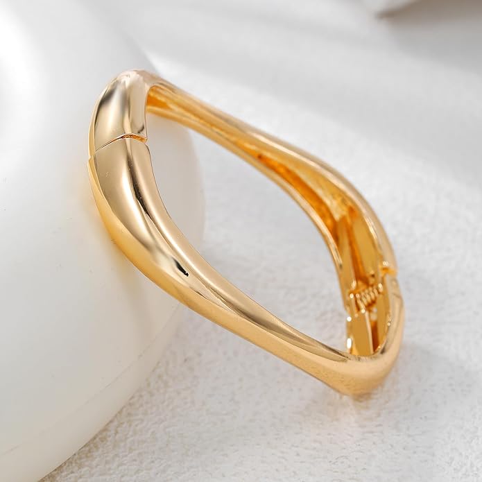 jokcde Chunky Gold/Silver Gold Cuff Bangle Bracelets for Women Trendy Hinged Cuff Open Wide Chunky Gold Bracelet Minimalist Bangle Jewelry Gift