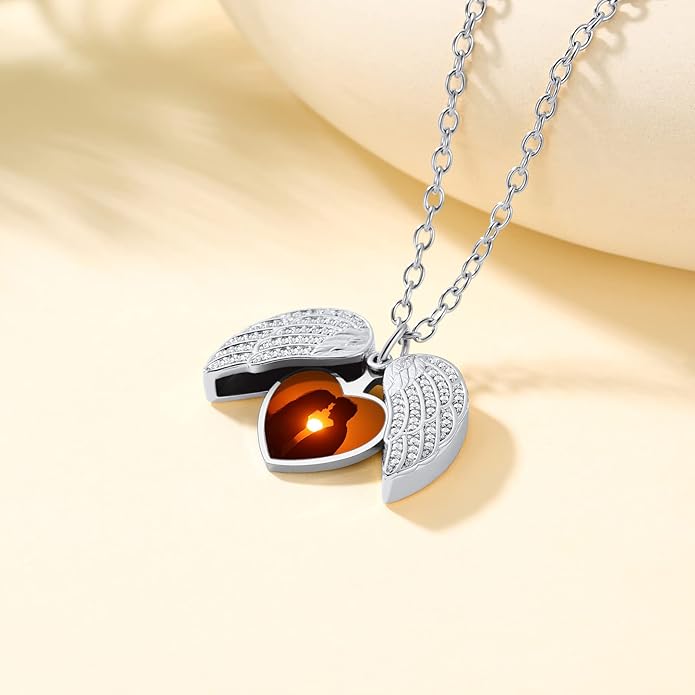 Supcare Locket Necklace That Holds Pictures-Engraved Photo Pendant Custom Jewellery Gifts for Men Women (with Jewellery Gift Box)