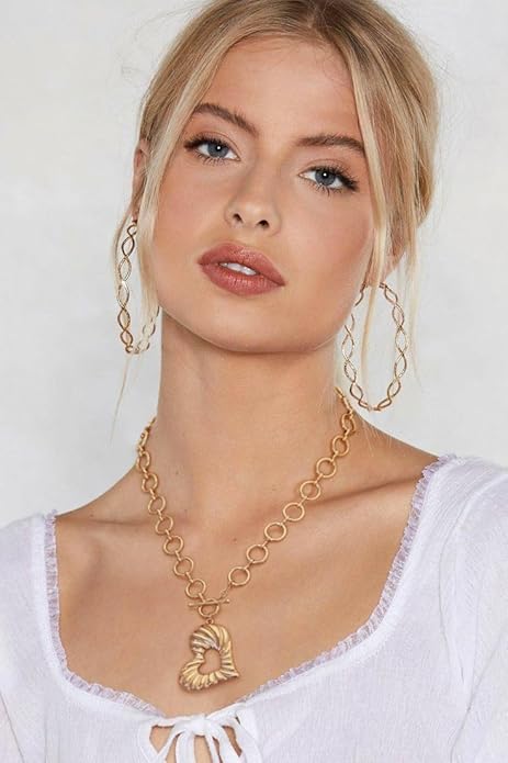 CANEVINKA Dainty Cross Medallion/Heart Pendant Chain Necklace 18K Gold Plated Oval Choker Fashion OT Toggle Jewelry Handmade for Women Simple Gold Charm Necklace